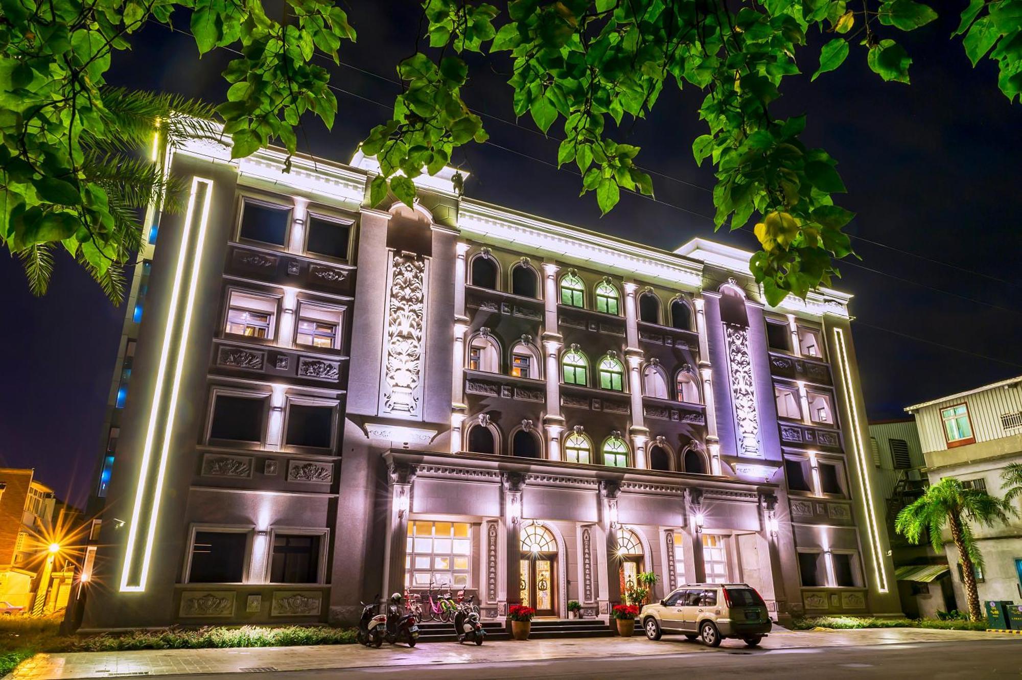 Buckingham Palace B&B Beipu Экстерьер фото