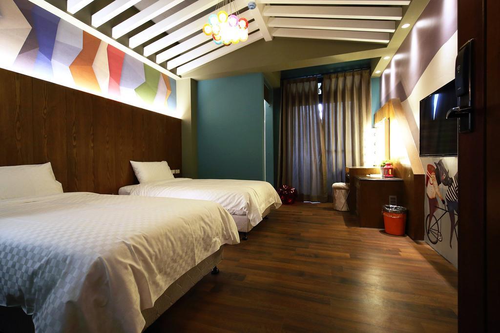 Buckingham Palace B&B Beipu Экстерьер фото