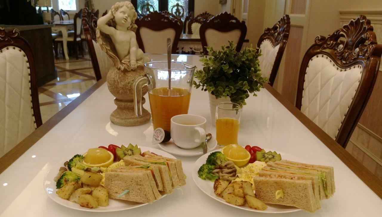 Buckingham Palace B&B Beipu Экстерьер фото