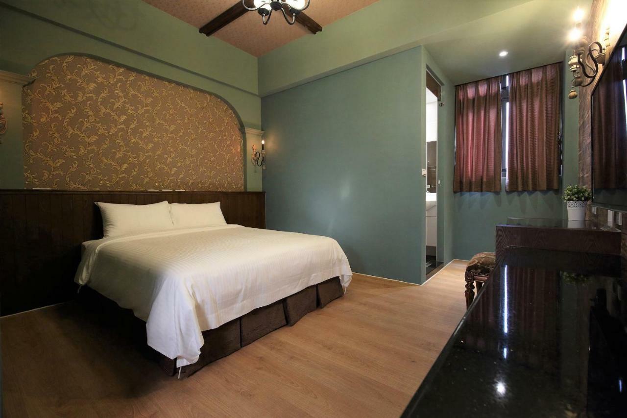 Buckingham Palace B&B Beipu Экстерьер фото
